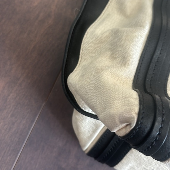 Chloe Leather Tote Bag - Picture 2 of 11